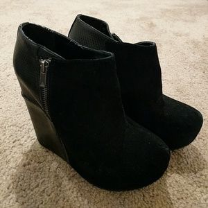 COPY - Aldo ankle wedge booties